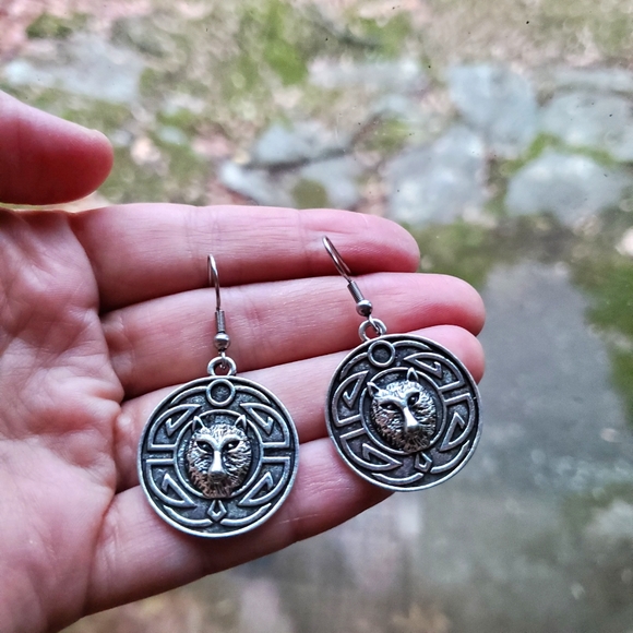 New Celtic Silver Wolf Hook Earrings - Picture 2 of 10